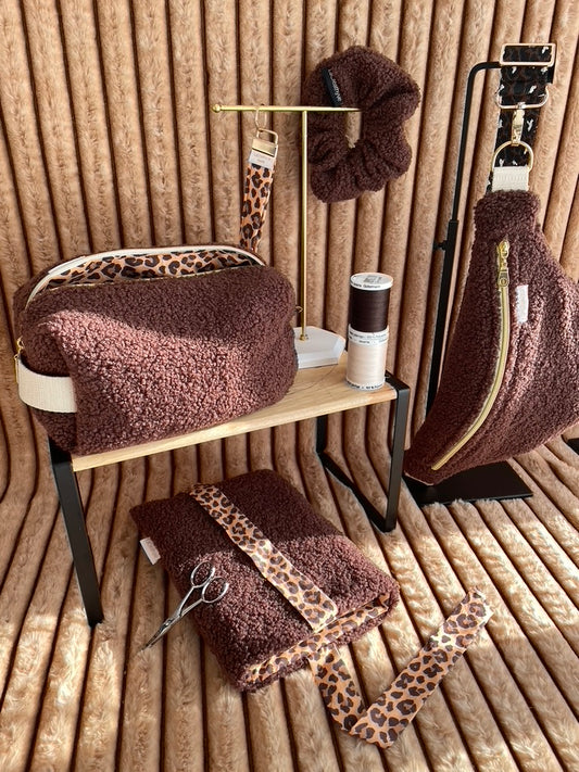 🍫🐆  Fauve Intense - Accessoires en bouclette chocolat & doublure léopard