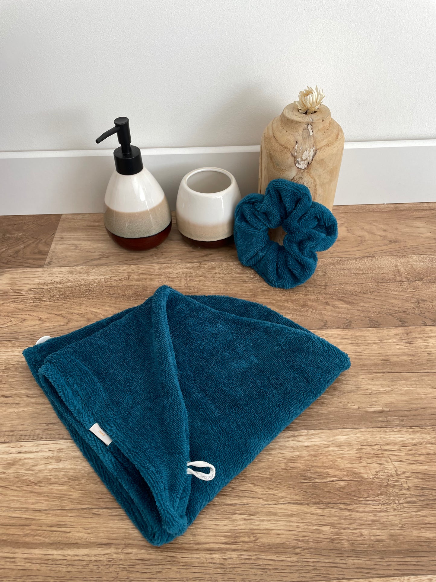 Serviette en Microfibre de Bambou Oeko-Tex Faite à la Main : Douceur et Beauté des Cheveux pour les Adultes
